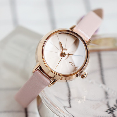 Актуален дамски часовник в няколко цвята