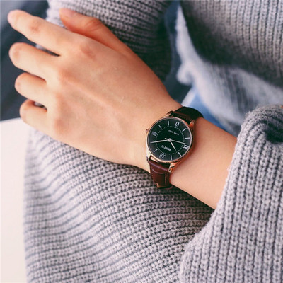 Дамски часовник в няколко цвята подходящ за ежедневието