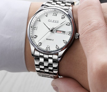 Стилен мъжки часовник в няколко цвята