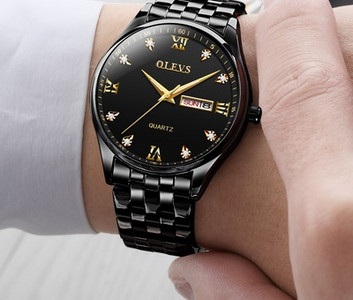 Стилен мъжки часовник в няколко цвята