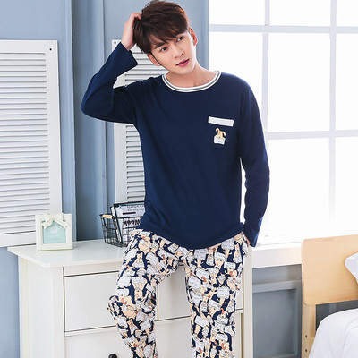 Férfi pizsama különböző modellekben - blúz hosszú ujjal és nadrággal