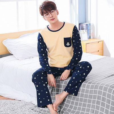 Férfi pizsama különböző modellekben - blúz hosszú ujjal és nadrággal