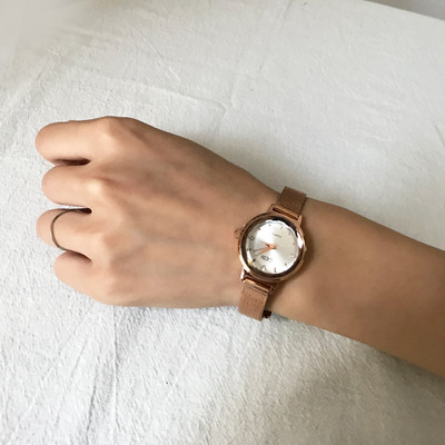 Стилен дамски часовник в три цвята