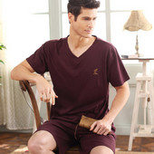 Мъжка лятна пижама с V-образно деколте