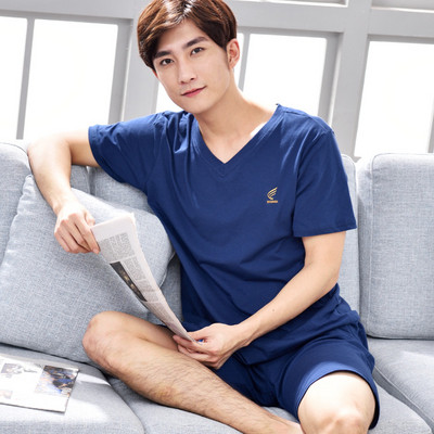 Мъжка лятна пижама с V-образно деколте