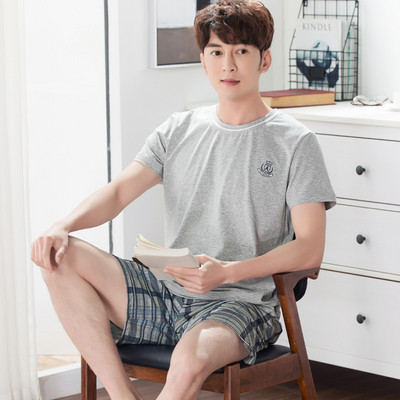 Мъжка лятна пижама с V-образно деколте