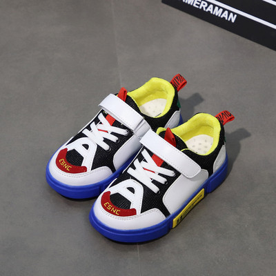 Модерни детски маратонки в два модела за момичета и момчета в няколко цвята