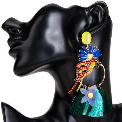 Модерни дамски обеци в четири цвята