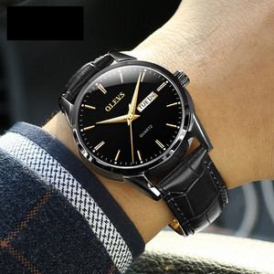 Стилен мъжки водоустойчив часовник в няколко цвята