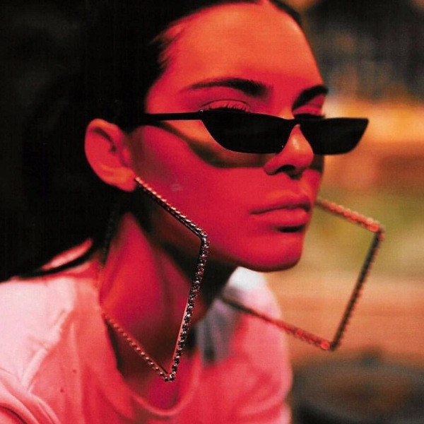 Négyzet alakú női fülbevaló arany és ezüst színben