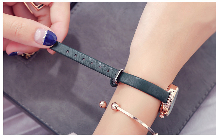 Ceas de dama cu curea subtire in mai multe culori