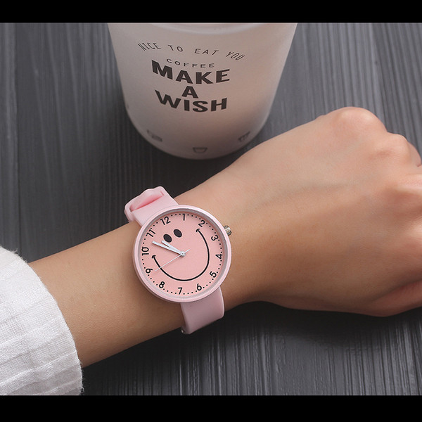 Ceas de dama cu curea de cauciuc in mai multe culori