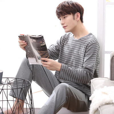 Férfi pamut pizsama különböző modellekben