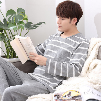 Férfi pamut pizsama különböző modellekben