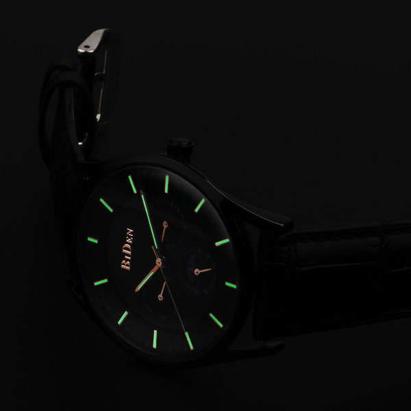 Modern férfi karóra több színben-3 modell