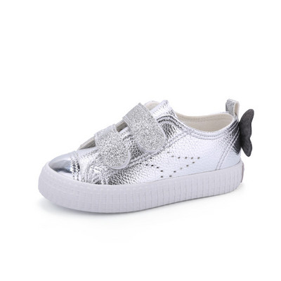 Modern gyerekcipő 3D elemmel és matricákkal két színben