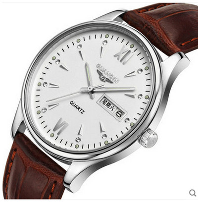 Modern férfi karóra négy színben