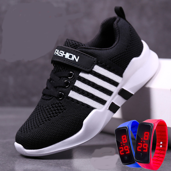 Παιδικά παπούτσια για αγόρια σε διαφορετικά χρώματα