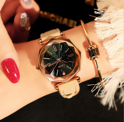 Modern női karóra több színben