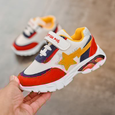 Παιδικά παπούτσια για αγόρια σε τρία χρώματα