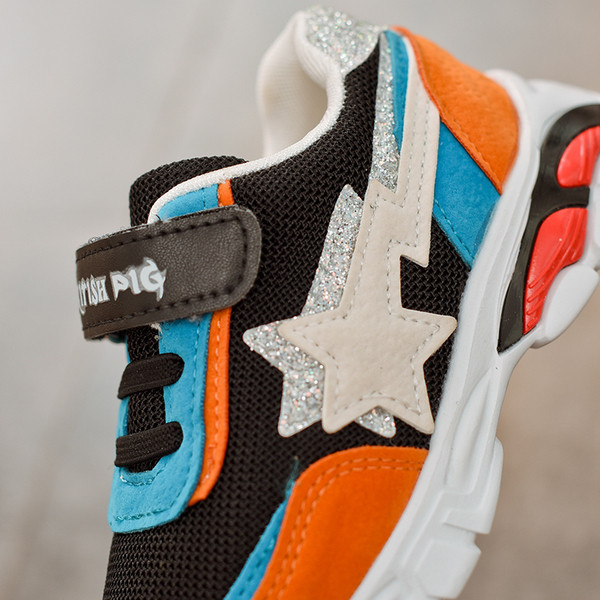 Παιδικά παπούτσια για αγόρια σε τρία χρώματα