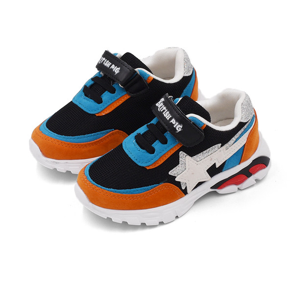 Παιδικά παπούτσια για αγόρια σε τρία χρώματα