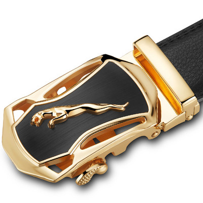 Stílusos férfi öv többféle modellben, különböző csatokkal