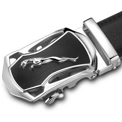 Stílusos férfi öv többféle modellben, különböző csatokkal