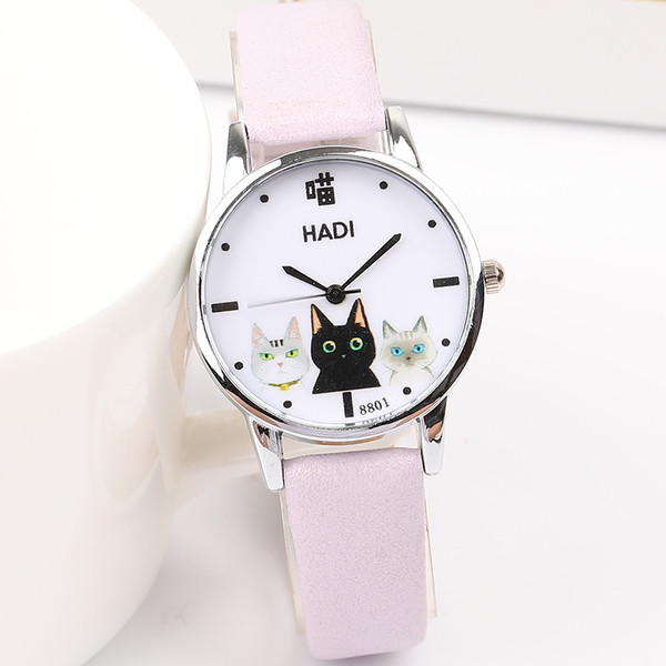 Дамски часовник - различни модели в различни цветове