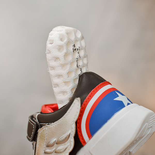 Детски маратонки за момчета с 3D елемент