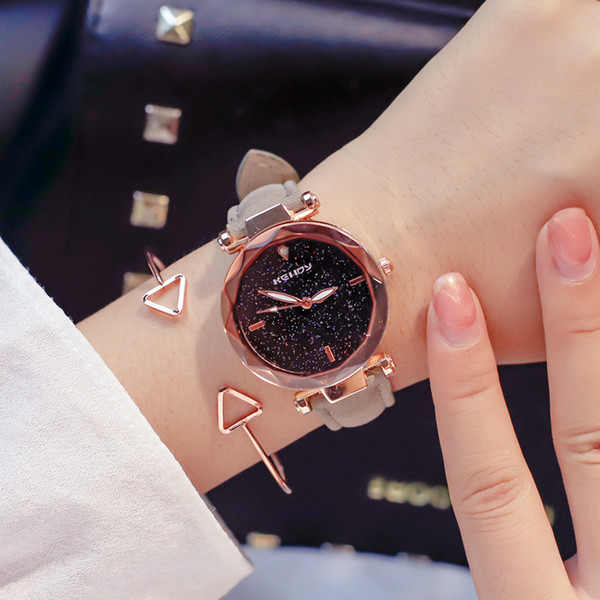 Aktuális női karóra több színben