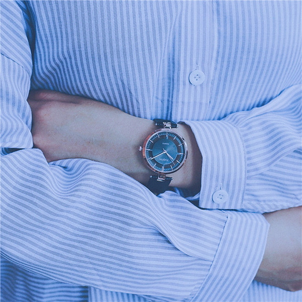 Ceas de dama modern in mai multe culori