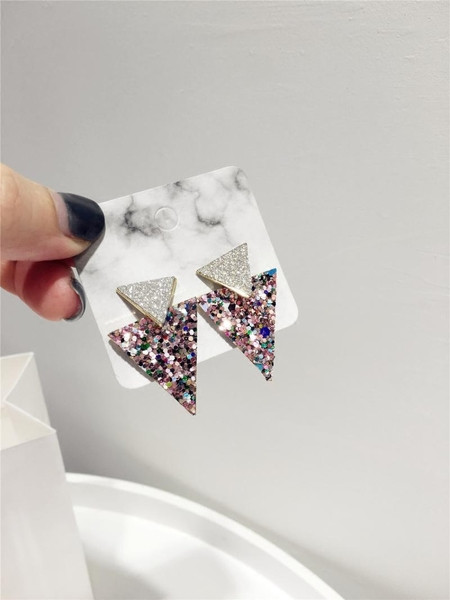 Háromszög alakú női alkalmi fülbevaló, két színben