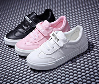 Modern gyerekkendők lányoknak és fiúknak több színben matricával