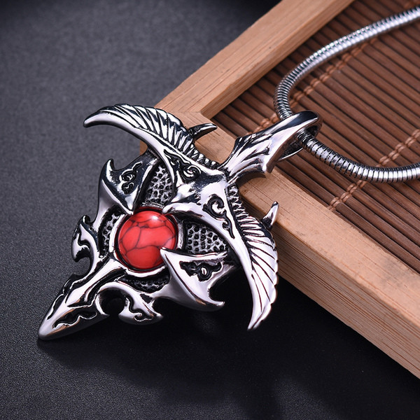 Férfi nyaklánc színes kövekkel