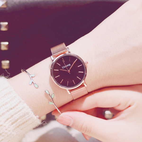 Ceas modern de dama in mai multe culori diferite