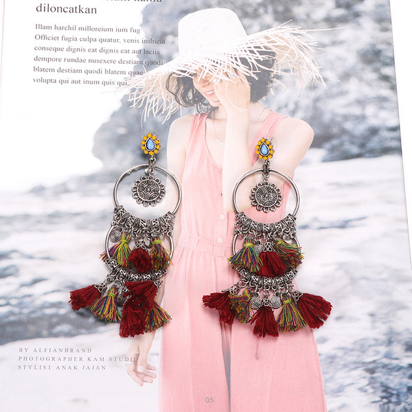 Cercei lungi de dama in trei culori