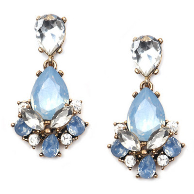 Díszkövekkel díszített női fülbevaló két színben