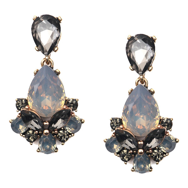 Díszkövekkel díszített női fülbevaló két színben