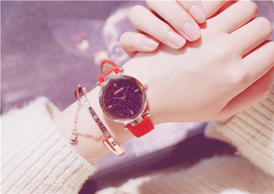 Ceas de dama modern in diferite culori