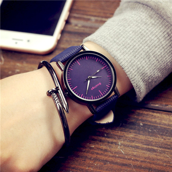 Női karóra négy színben