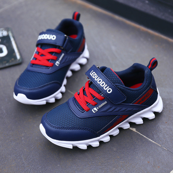 Αθλητικά  παιδικά παούτσια  για  αγόρια σε δύο χρώματα