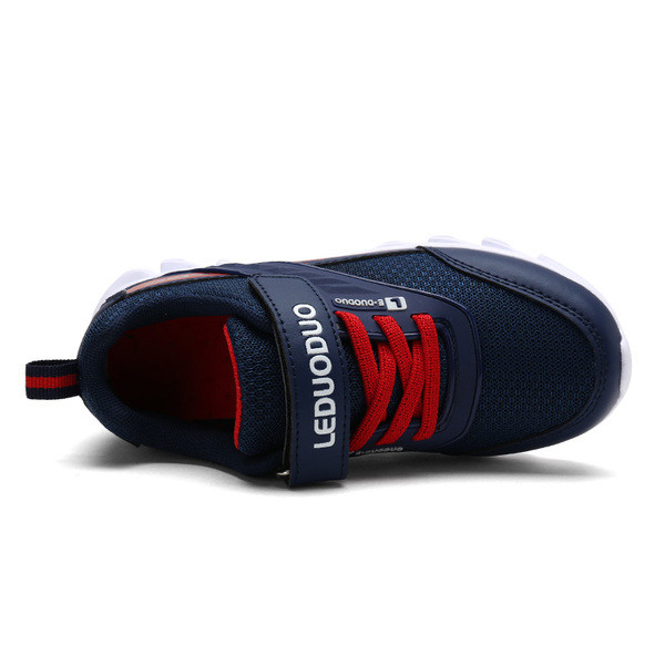 Αθλητικά  παιδικά παούτσια  για  αγόρια σε δύο χρώματα