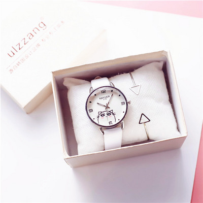 Ceas delicat de dama in trei culori cu aplicatie