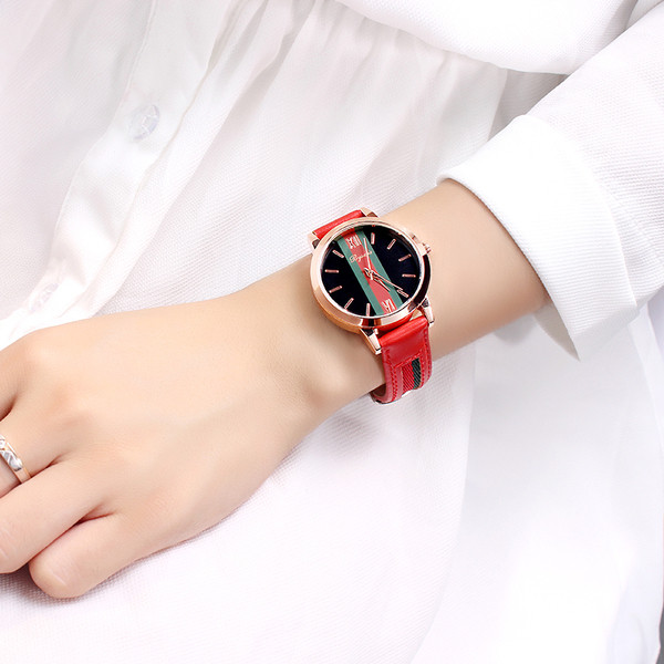 Ceas de dama in mai multe culori