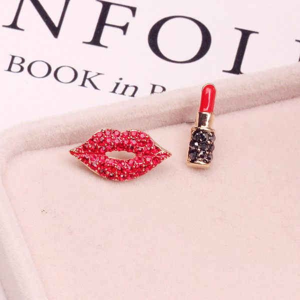 Cercei moderni de dama in roz si rosu