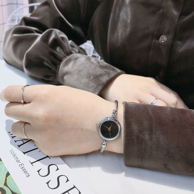 Stílusos női karóra