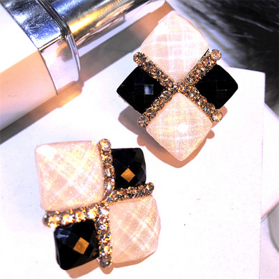 Cercei eleganti de dama in trei culori