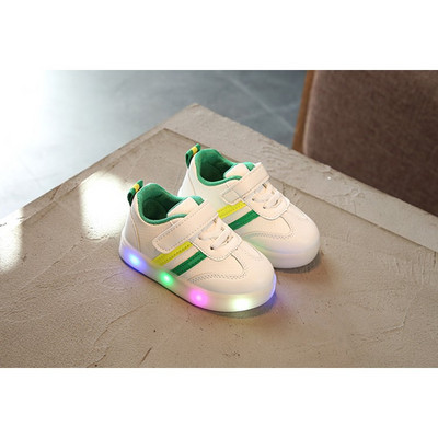 Adidasi moderni pentru copii - model luminos cu autocolante