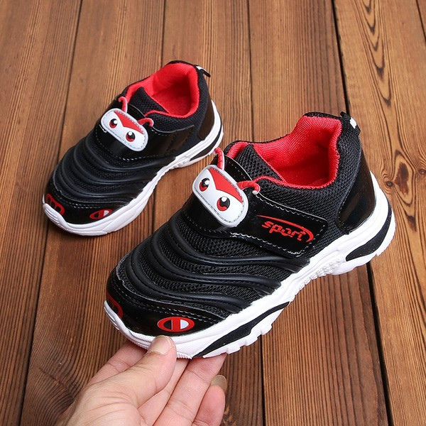 Детски обувки за момичета и момчета с 3D елемент в три цвята